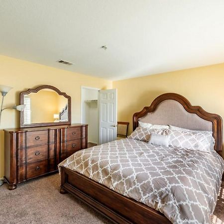 Family-Friendly 4Br Home - Spacious - Great Location フォンタナ エクステリア 写真