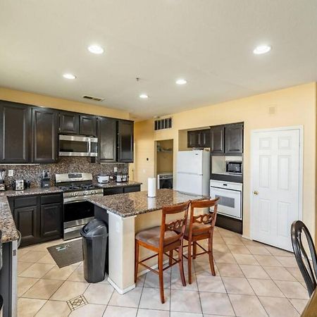Family-Friendly 4Br Home - Spacious - Great Location フォンタナ エクステリア 写真