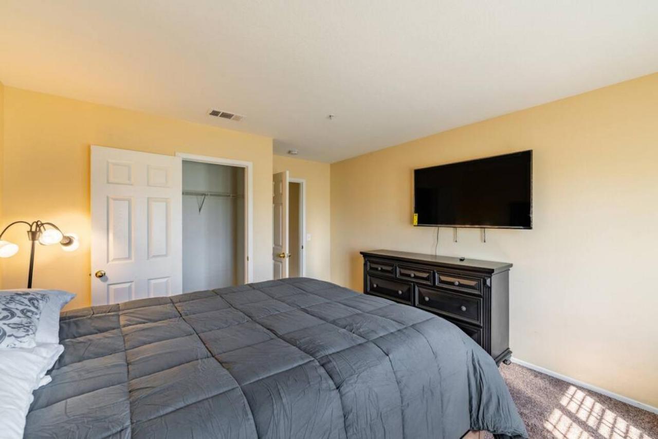 Family-Friendly 4Br Home - Spacious - Great Location フォンタナ エクステリア 写真