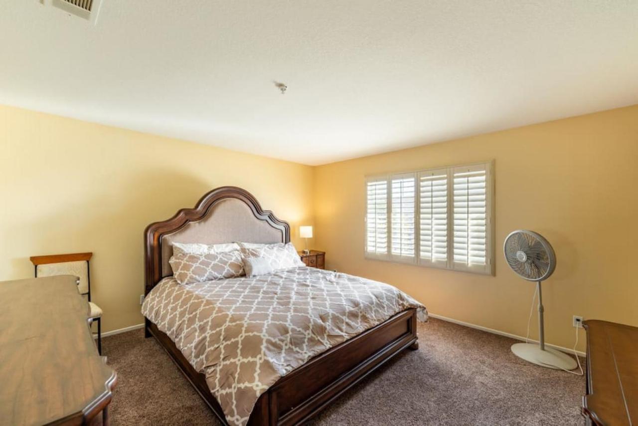 Family-Friendly 4Br Home - Spacious - Great Location フォンタナ エクステリア 写真