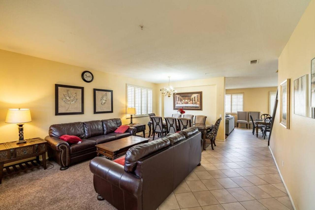 Family-Friendly 4Br Home - Spacious - Great Location フォンタナ エクステリア 写真